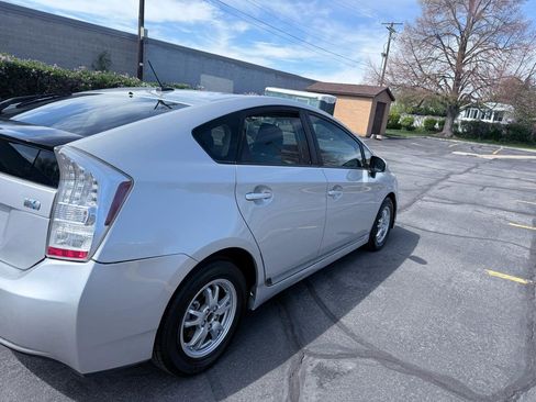Used 2010 Toyota Prius Two image 4
