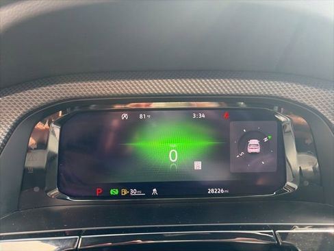 Used 2025 Volkswagen Atlas Cross Sport SEL R-Line AWD/4WD image 13
