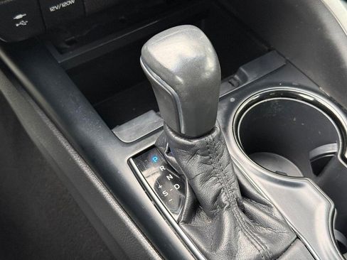 Used 2018 Toyota Camry SE image 26