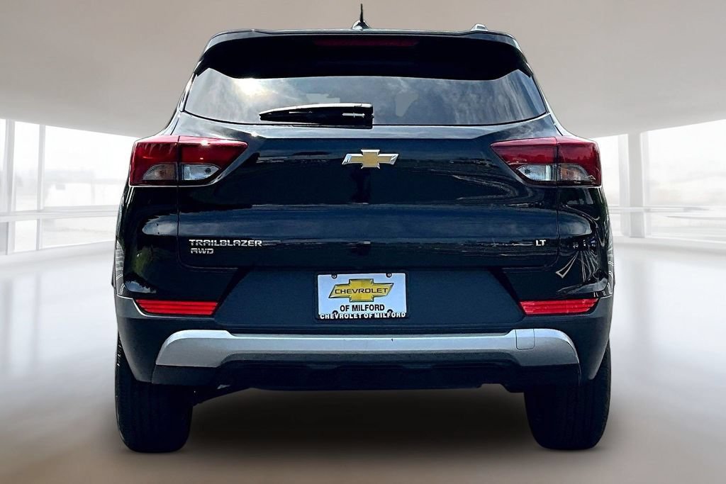 Used 2024 Chevrolet TrailBlazer LT AWD/4WD image 5