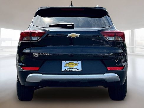 Used 2024 Chevrolet TrailBlazer LT AWD/4WD image 5