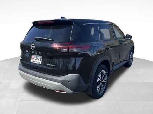 Used 2023 Nissan Rogue SV AWD/4WD image 6