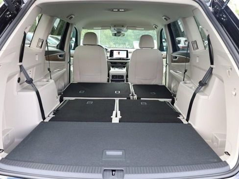 New 2026 Volkswagen Atlas SE image 9