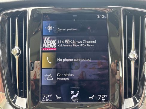 Used 2022 Volvo S60 T8 R-Design Expression w/ Advanced Package image 25