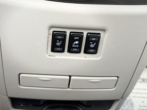 Used 2012 Nissan Quest SL w/ Bose Pkg FWD image 21