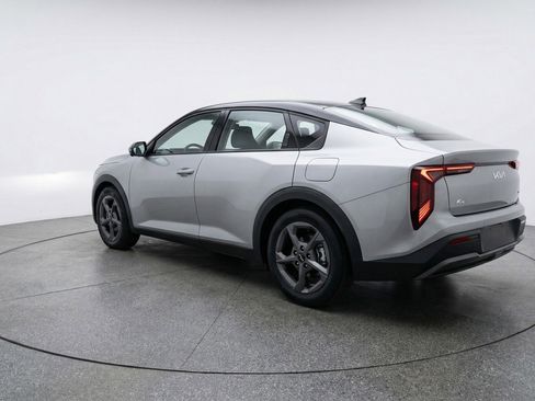 Used 2025 Kia K4 FWD image 6