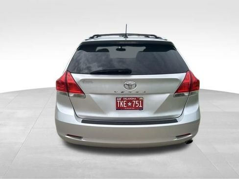 Used 2011 Toyota Venza FWD image 4