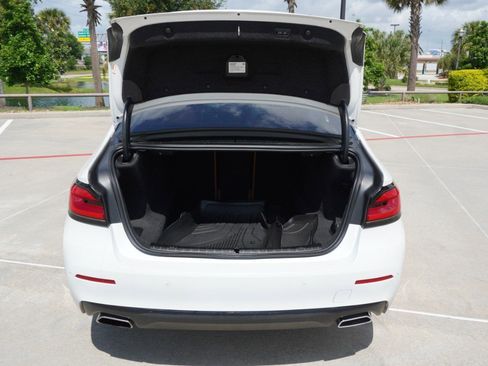 Used 2023 BMW 540i w/ Premium Package RWD image 37