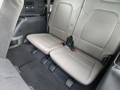 Used 2017 Hyundai Santa Fe SE w/ SE Premium Package 02 image 31