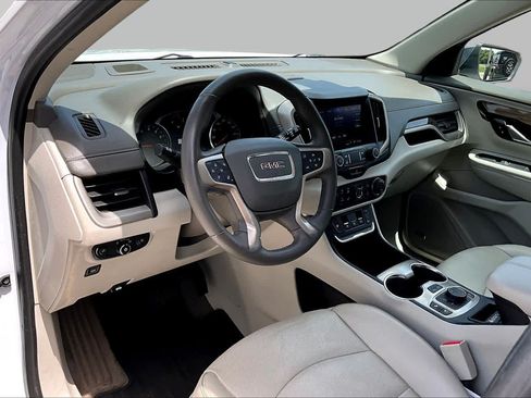 Used 2020 GMC Terrain Denali w/ Denali Premium Package FWD image 18