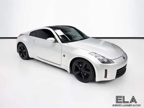 Used 2008 Nissan 350Z Enthusiast w/ Cargo Convenience Pkg RWD image 9