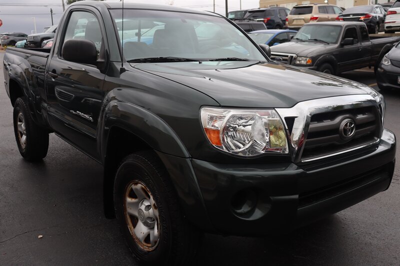 Used 2010 Toyota Tacoma 4x4 Regular Cab image 1