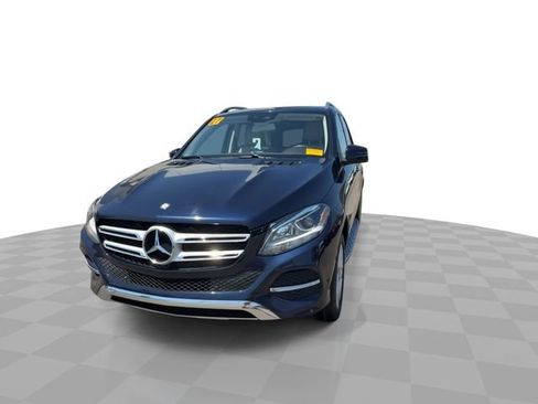 Used 2017 Mercedes-Benz GLE 350 4MATIC image 3
