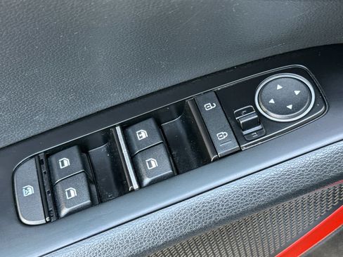 Used 2023 Kia Soul GT-Line w/ GT-Line Technology Package FWD image 26