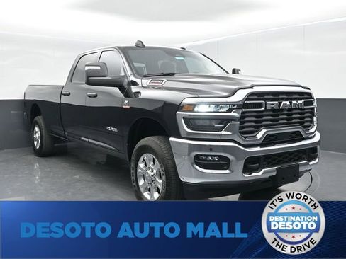 Used 2025 RAM 3500 Big Horn AWD/4WD image 1