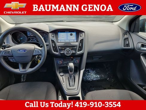 Used 2018 Ford Focus SEL FWD image 12