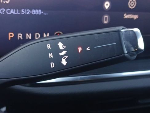 Used 2025 Buick Envision Preferred AWD/4WD image 10