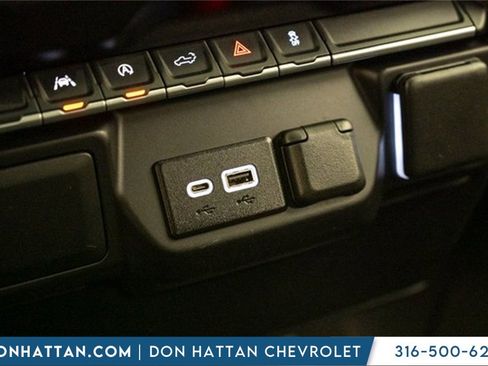 Used 2022 Chevrolet Silverado 1500 Custom image 12