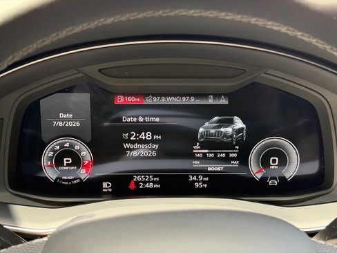 Used 2022 Audi SQ8 Prestige AWD/4WD image 37