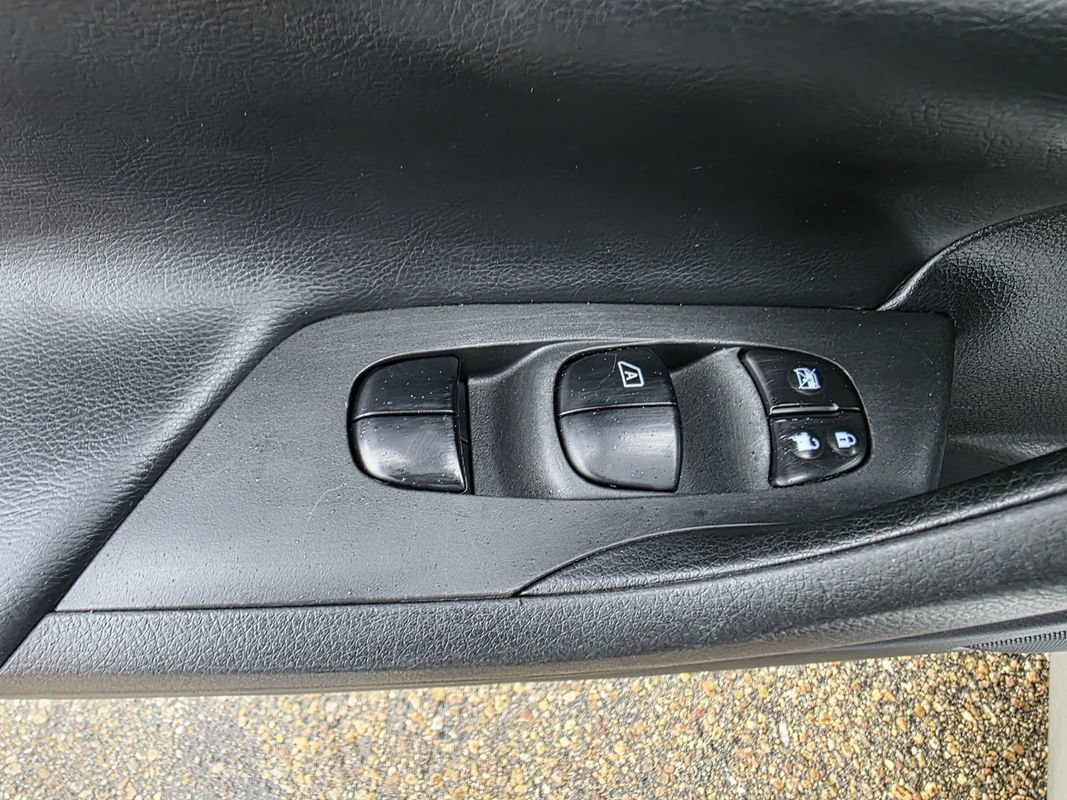 Used 2016 Nissan Altima 2.5 S w/ Power Driver Seat Package FWD image 14