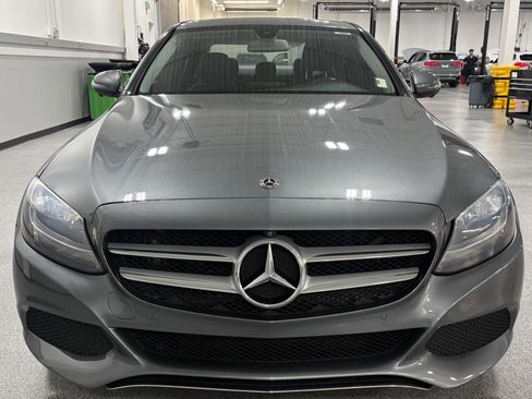 Used 2018 Mercedes-Benz C 300 4MATIC Sedan image 3