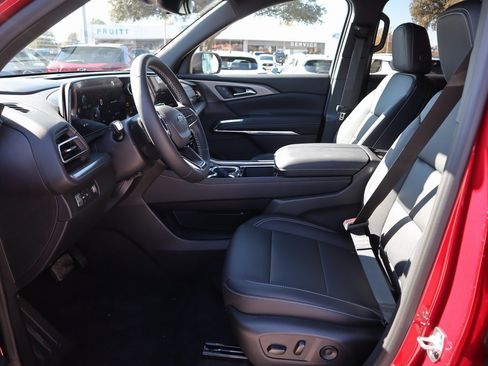 New 2026 Chevrolet Traverse LT w/ Midnight/Sport Edition image 24