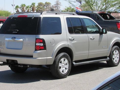 Used 2008 Ford Explorer XLT image 6