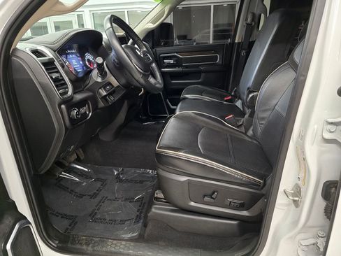 Used 2024 RAM 2500 Laramie image 22