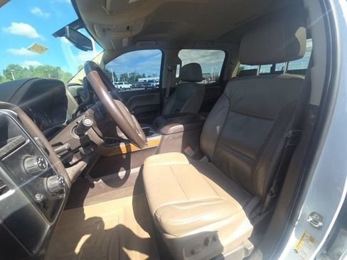 Used 2016 Chevrolet Silverado 1500 LTZ w/ LTZ Plus Package AWD/4WD image 22