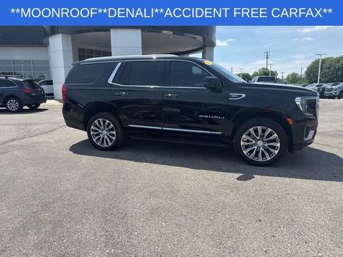 Used 2024 GMC Yukon Denali AWD/4WD image 3