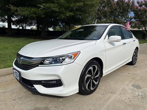Used 2017 Honda Accord EX-L image 4