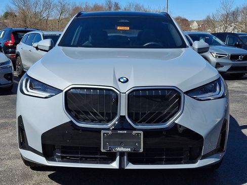 Used 2025 BMW X3 xDrive30i image 2