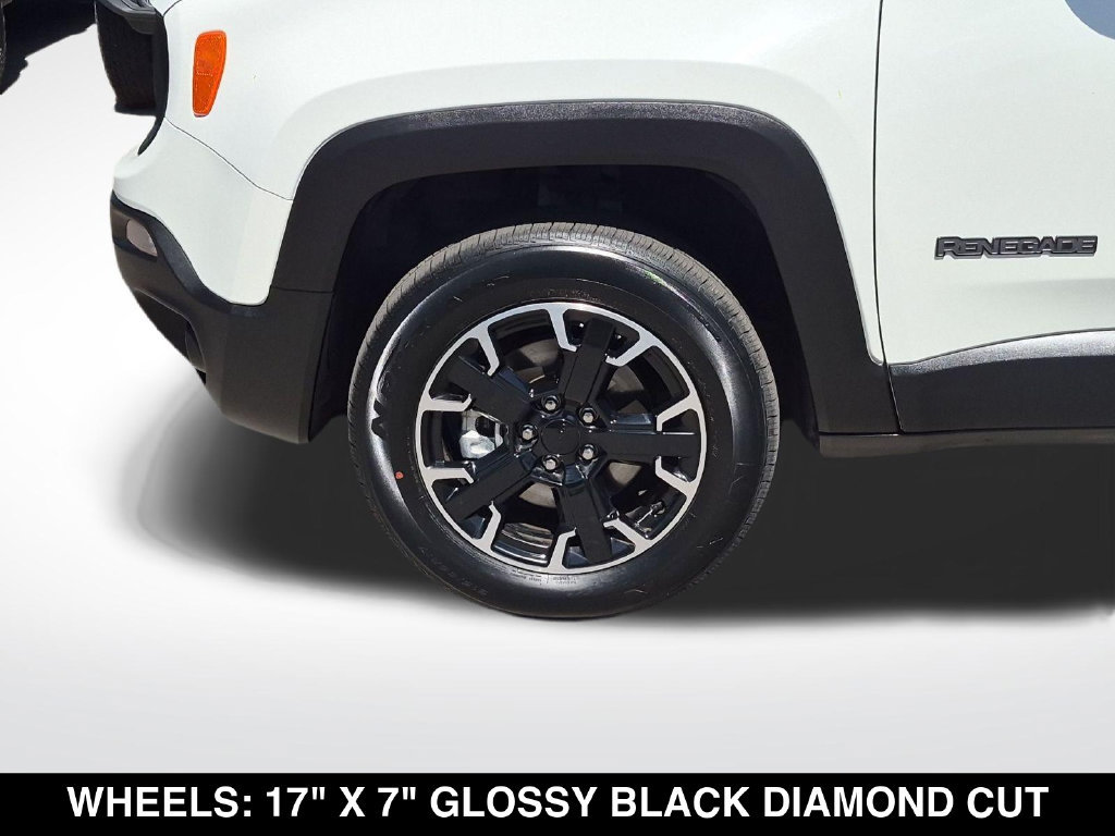 Used 2023 Jeep Renegade Latitude AWD/4WD image 11