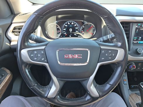 Used 2019 GMC Acadia Denali w/ Technology Package AWD/4WD image 13