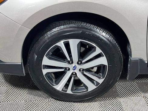 Used 2019 Subaru Outback 2.5i Limited w/ Popular Package #2 AWD/4WD image 33