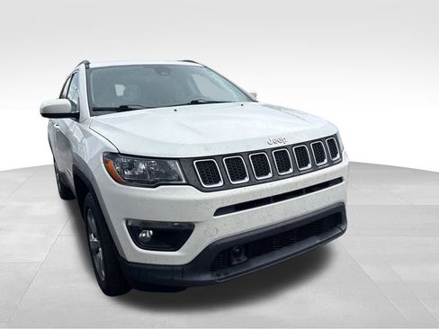 Used 2021 Jeep Compass Latitude w/ Driver Assistance Group image 7
