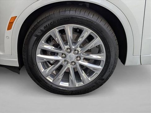 Used 2023 Cadillac XT6 Premium Luxury w/ Platinum Package AWD/4WD image 21