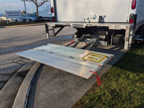 New 2026 Ford E-450 and Econoline 450 Super Duty w/ Power Equipment Group image 7