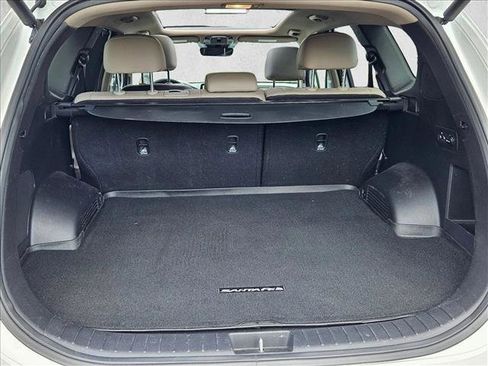 Used 2023 Hyundai Santa Fe SEL w/ Premium Package image 6