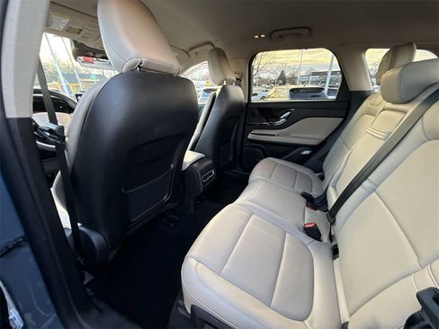 Used 2025 Lincoln Corsair Reserve image 25