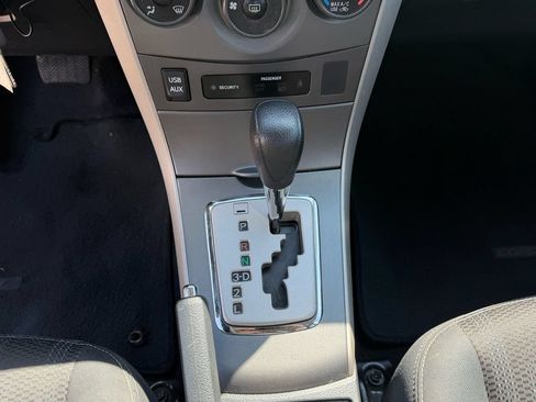 Used 2012 Toyota Corolla S FWD image 12