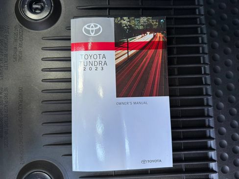 Used 2023 Toyota Tundra Limited AWD/4WD image 38