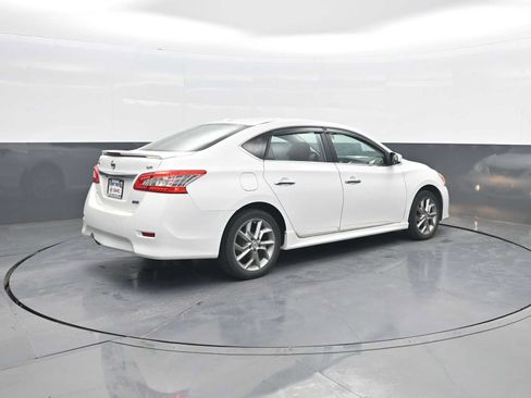 Used 2014 Nissan Sentra SR w/ SR Driver Package FWD image 8
