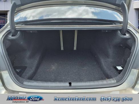 Used 2018 BMW 530i RWD image 26