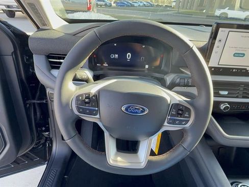 New 2026 Ford Explorer Active w/ Active Comfort Package image 12