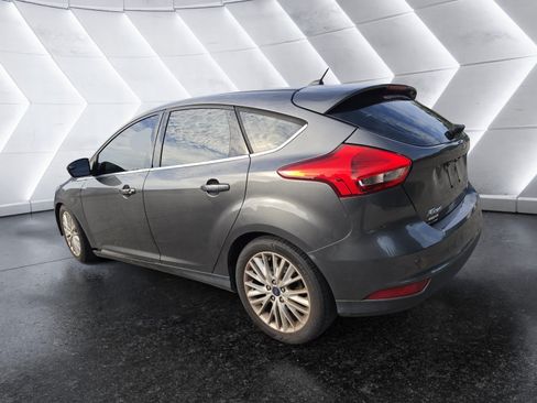 Used 2015 Ford Focus Titanium FWD image 3