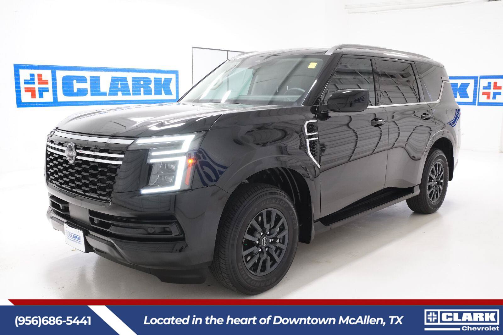 Used 2025 Nissan Armada SV RWD image 1