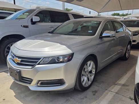 Used 2017 Chevrolet Impala Premier FWD image 3