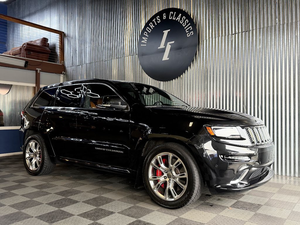 Used 2014 Jeep Grand Cherokee SRT8 w/ Luxury Group II AWD/4WD image 2