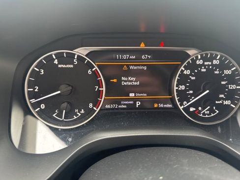 Used 2023 Nissan Rogue SV image 12